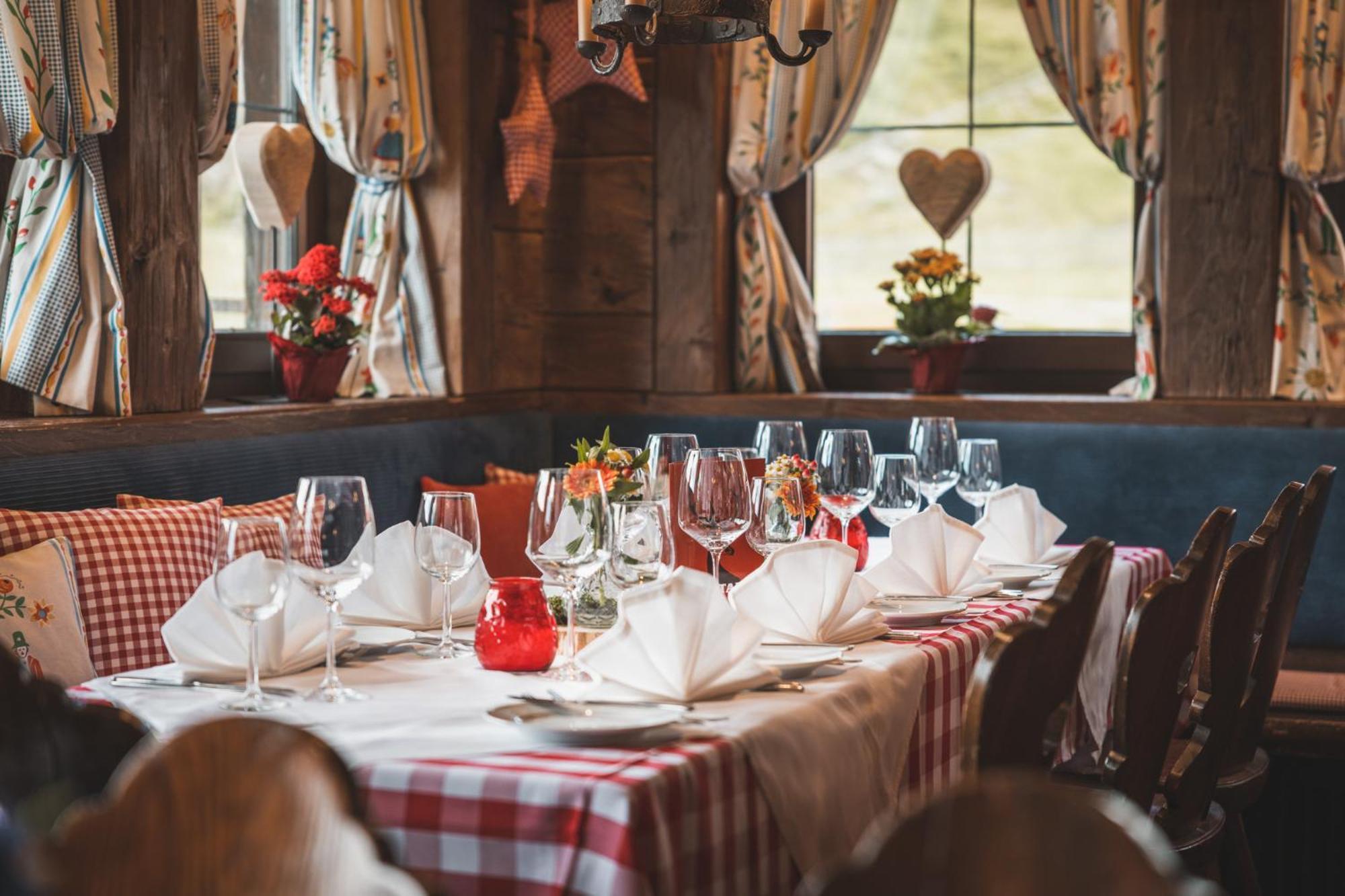 S P O R T A L M - Seefeld Seefeld in Tirol Exterior foto